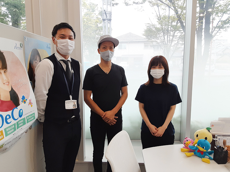 小学校まで徒歩圏内のかっこいい新築！